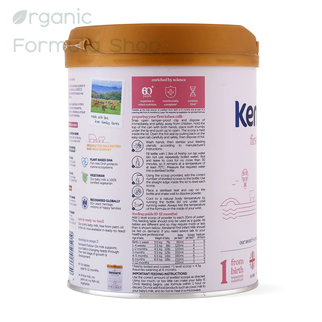 Kendamil Classic Cow Stage 1 European palm-oil-free whole milk baby formula in 800g tin, side of can, for babies 0 to 6 months.  A canister showing the back label with text, icons, it is showing the feeding instructions and a pink section, topped with a brown lid, on a white background.